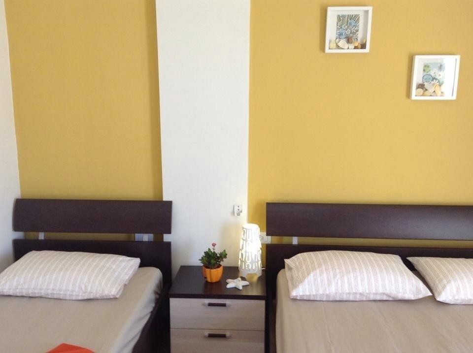 Guest House Plazhi Dhermi Ruang foto